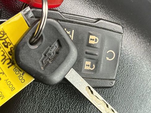 Used 2018 Chevrolet Tahoe LT image 36