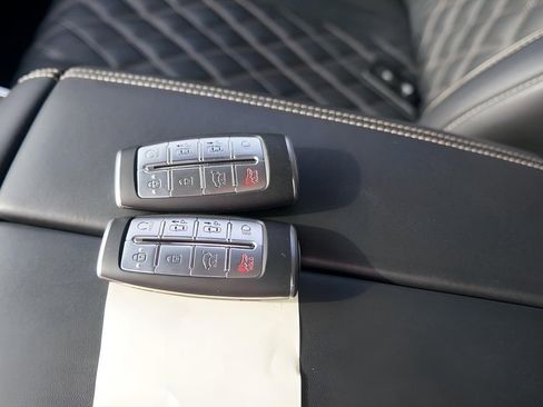 Used 2024 Genesis GV80 3.5T image 2