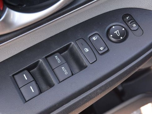 Used 2017 Honda CR-V EX image 10