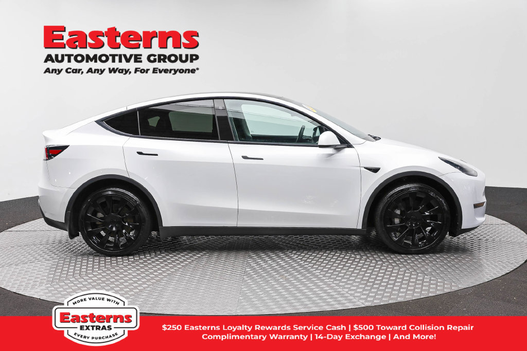 Used 2021 Tesla Model Y Long Range AWD/4WD image 5