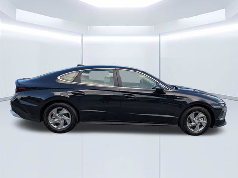 Certified 2026 Hyundai Sonata SE FWD image 3