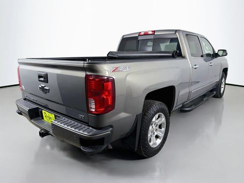 Used 2017 Chevrolet Silverado 1500 LTZ Z71 w/ LTZ Plus Package AWD/4WD image 6