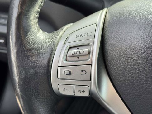 Used 2017 Nissan Altima 2.5 SL w/ 2.5 Technology Package image 18