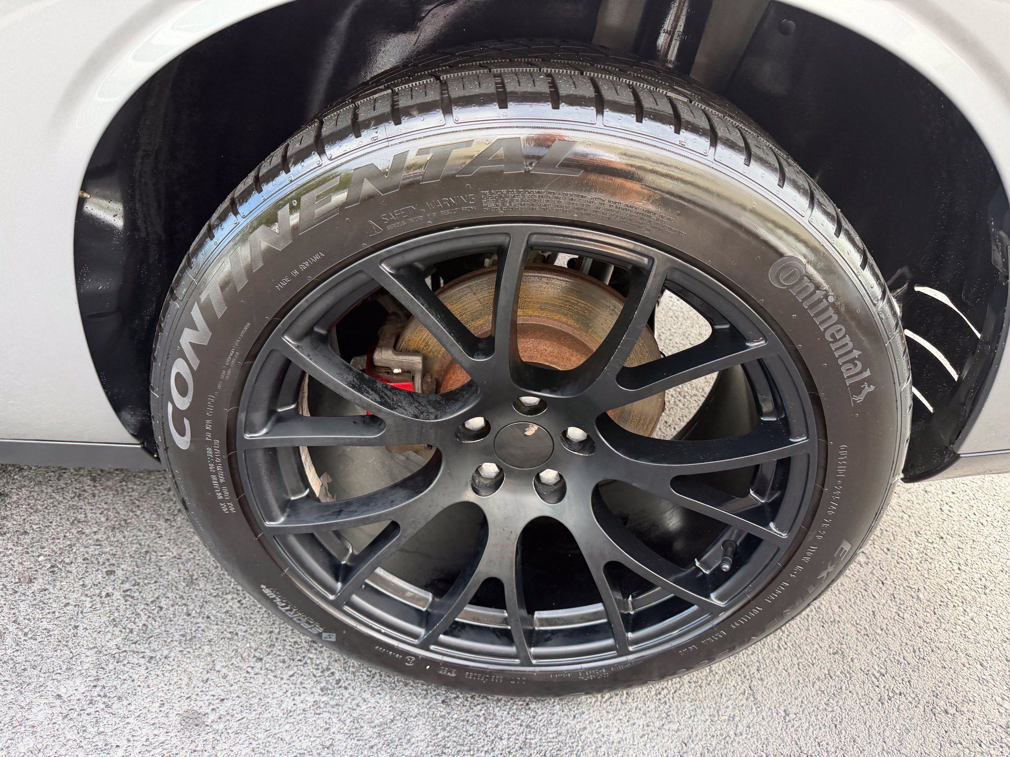 Used 2018 Dodge Challenger R/T RWD image 11