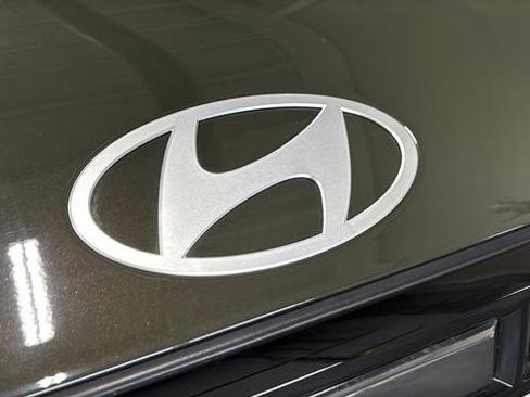 Used 2025 Hyundai Santa Fe Limited AWD/4WD image 46