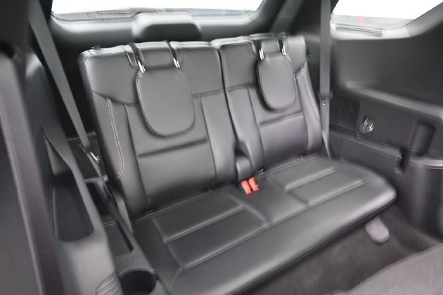Used 2023 Ford Explorer ST w/ Technology Package AWD/4WD image 17