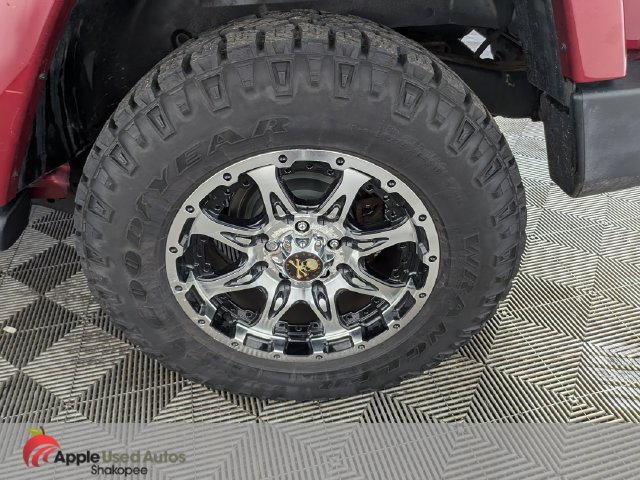 Used 2011 Jeep Wrangler Unlimited Sahara AWD/4WD image 37