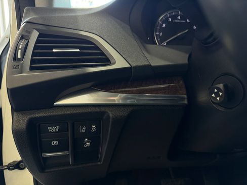 Used 2019 Acura MDX SH-AWD Sport Utility 4D image 13