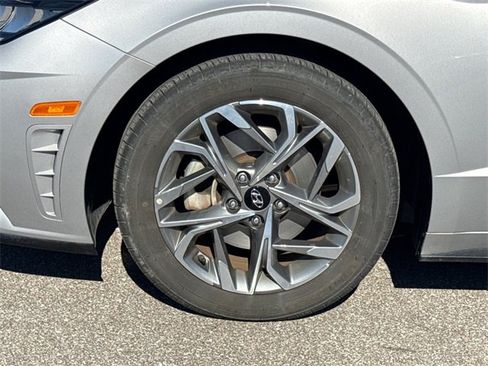 Certified 2023 Hyundai Sonata SEL w/ Cargo Package image 10