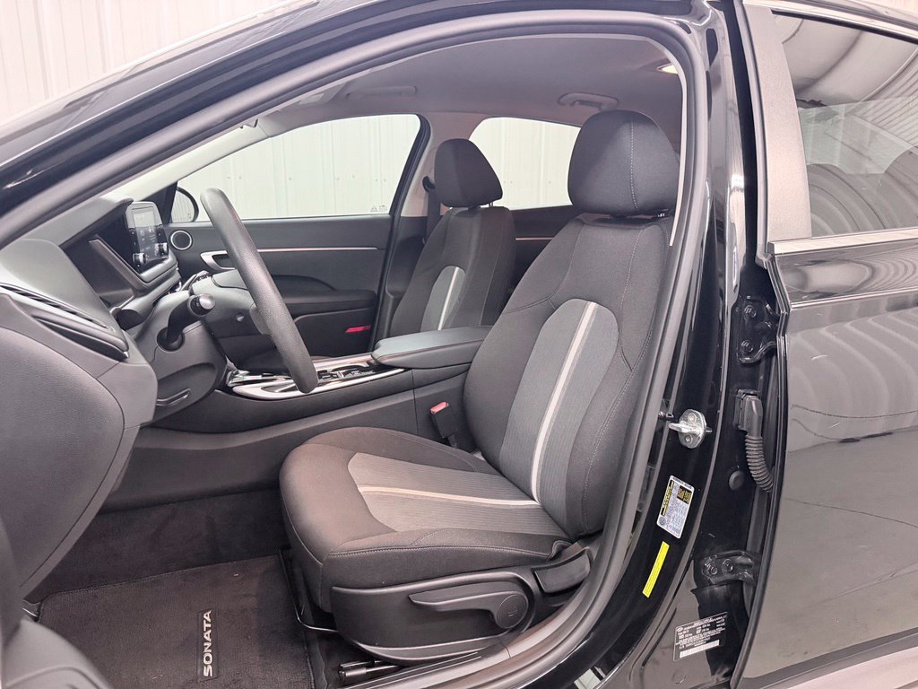 Used 2021 Hyundai Sonata SE FWD image 12