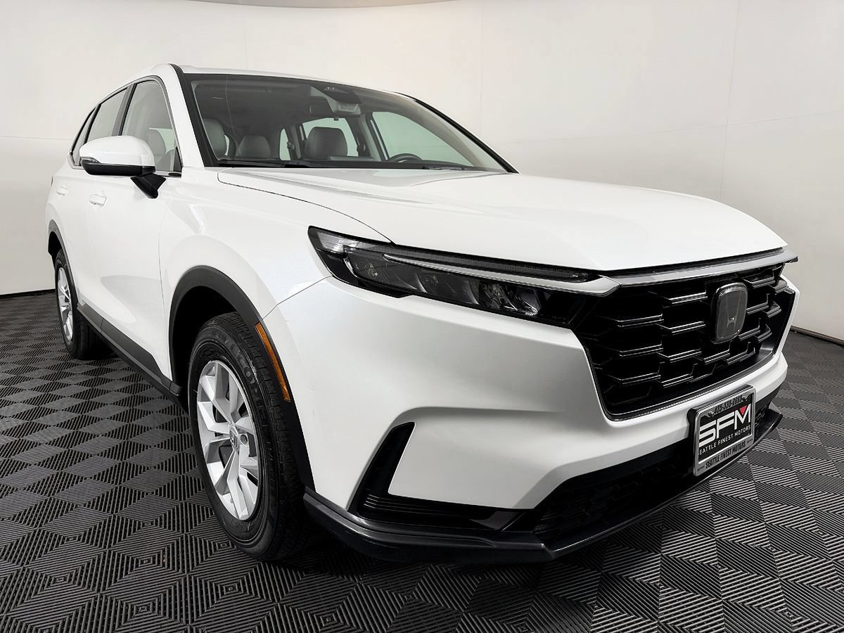 Used 2023 Honda CR-V LX image 5