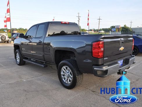 Used 2016 Chevrolet Silverado 2500 LT w/ LT Convenience Package AWD/4WD image 3