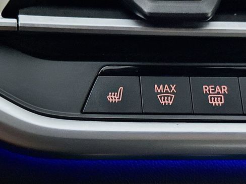 Used 2021 BMW X6 xDrive40i w/ Premium Package AWD/4WD image 26