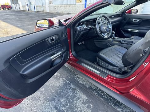 Used 2018 Ford Mustang Premium w/ Equipment Group 201A image 26