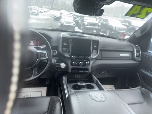 Used 2024 RAM 1500 Laramie image 14
