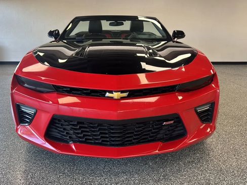 Used 2016 Chevrolet Camaro SS RWD image 41