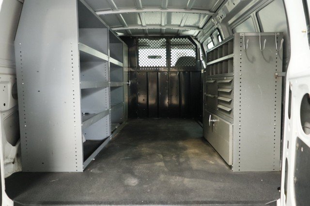 Used 2002 Ford E-150 and Econoline 150 RWD image 34