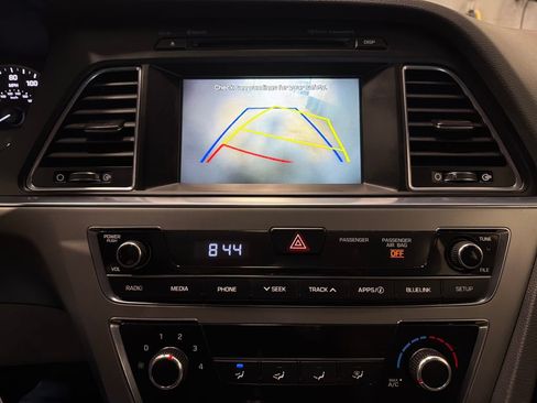 Used 2016 Hyundai Sonata Sport w/ Cargo Package FWD image 9