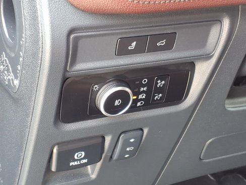 Certified 2024 Ford Expedition Limited image 19