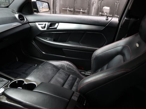 Used 2012 Mercedes-Benz C 63 AMG Coupe image 25