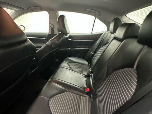 Used 2021 Toyota Camry SE w/ TRD Appearance Package (TMS) FWD image 10