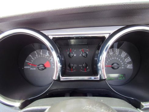 Used 2008 Ford Mustang GT RWD image 26