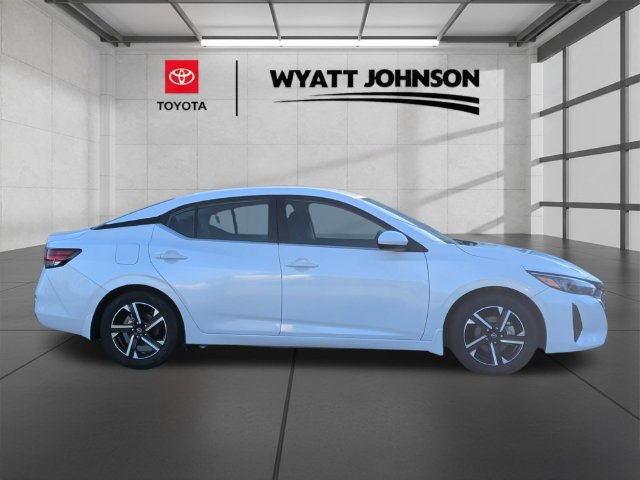 Used 2024 Nissan Sentra SV FWD image 7