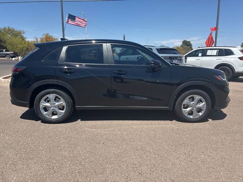 New 2025 Honda HR-V LX image 6