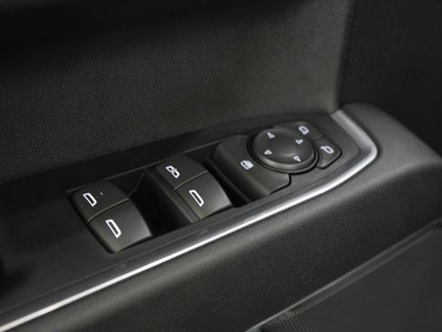Used 2023 Chevrolet Silverado 1500 LT AWD/4WD image 22