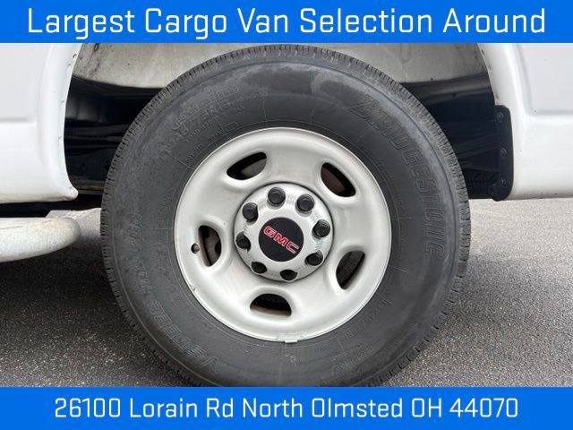 Used 2025 GMC Savana 2500 w/ Driver Convenience Package RWD image 17