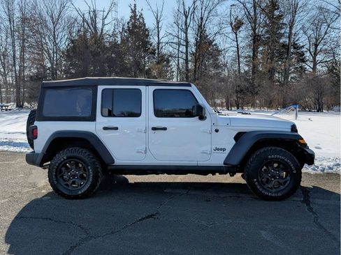 Used 2023 Jeep Wrangler Unlimited w/ Cold Weather Group image 4