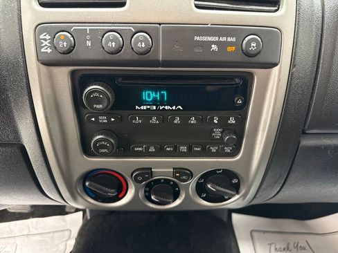 Used 2010 GMC Canyon SLE image 23