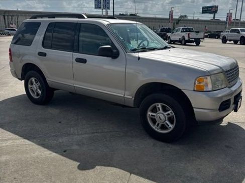 Used 2005 Ford Explorer XLT RWD image 1