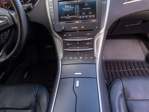 Used 2016 Lincoln MKZ w/ Equipment Group 300A Reserve FWD image 19