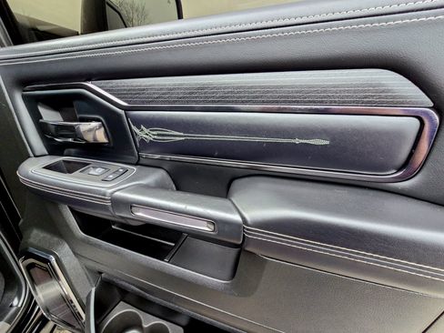 Used 2023 RAM 2500 Limited image 29