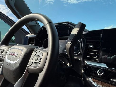 Certified 2023 GMC Sierra 1500 Elevation w/ LPO, Elevation Black Package AWD/4WD image 23