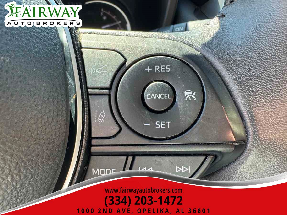 Used 2019 Toyota RAV4 Limited w/ Cold Weather Package FWD image 20