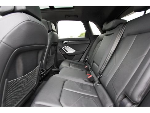 Used 2025 Audi Q3 2.0T Premium AWD/4WD image 30