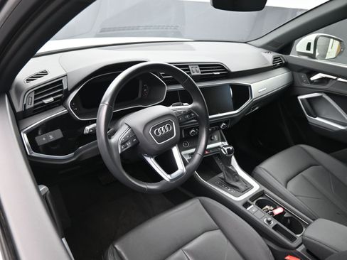 Used 2023 Audi Q3 2.0T Premium w/ Convenience Package image 14