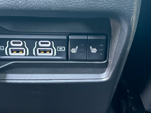 Used 2022 Jeep Grand Cherokee Trailhawk AWD/4WD image 40