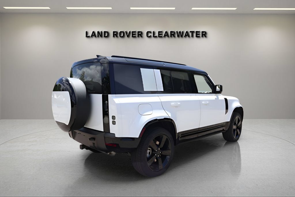 New 2026 Land Rover Defender 110 X-Dynamic SE AWD/4WD image 5