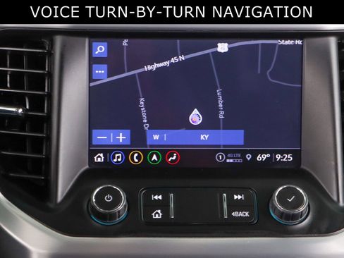 Used 2023 GMC Acadia SLT FWD image 18