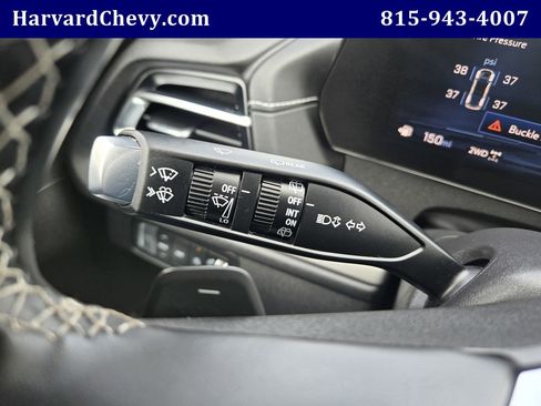 Used 2025 Chevrolet Traverse LT AWD/4WD image 20
