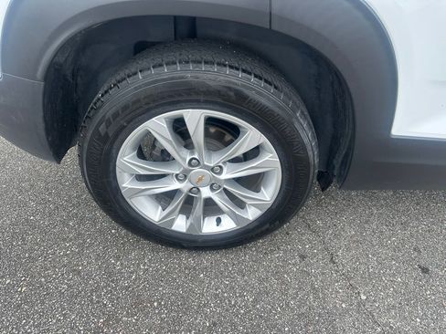 Used 2021 Chevrolet TrailBlazer LS image 5