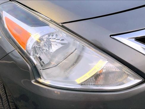 Used 2017 Nissan Versa S Plus image 26