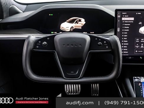 Used 2022 Tesla Model S Plaid image 18