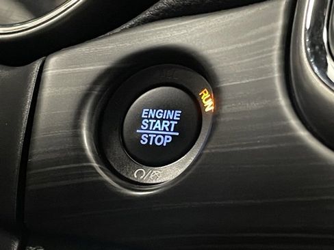 Used 2021 Jeep Grand Cherokee Freedom Edition image 23