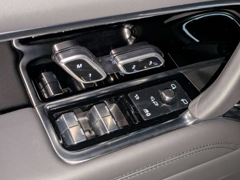 New 2026 Land Rover Range Rover SE AWD/4WD image 12