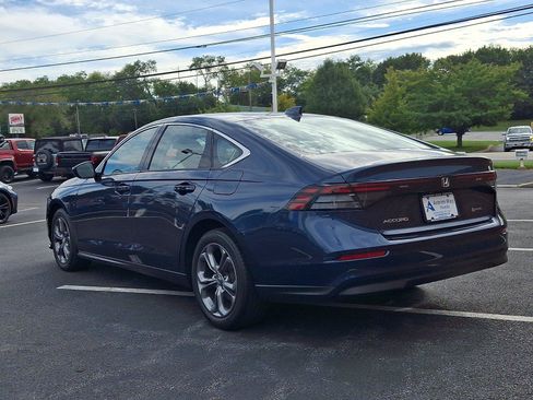 Used 2024 Honda Accord EX image 4
