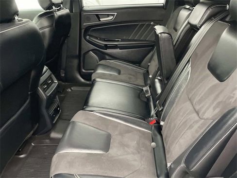 Certified 2019 Ford Edge ST w/ Equipment Group 401A image 32